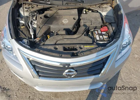 2015 Nissan Altima 2.5 S z USA, uszkodzony, nr VIN 1N4AL3AP6FC205716